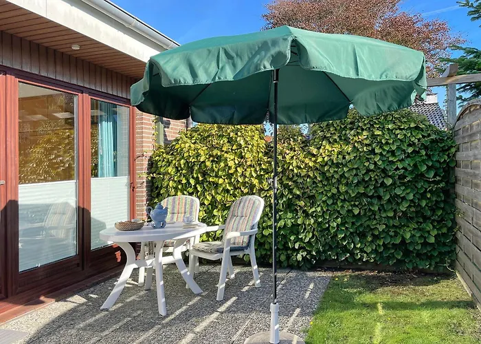 Holiday home Gaestehaus Lindemann 4, Knudtsenweg Wyk auf Foehr